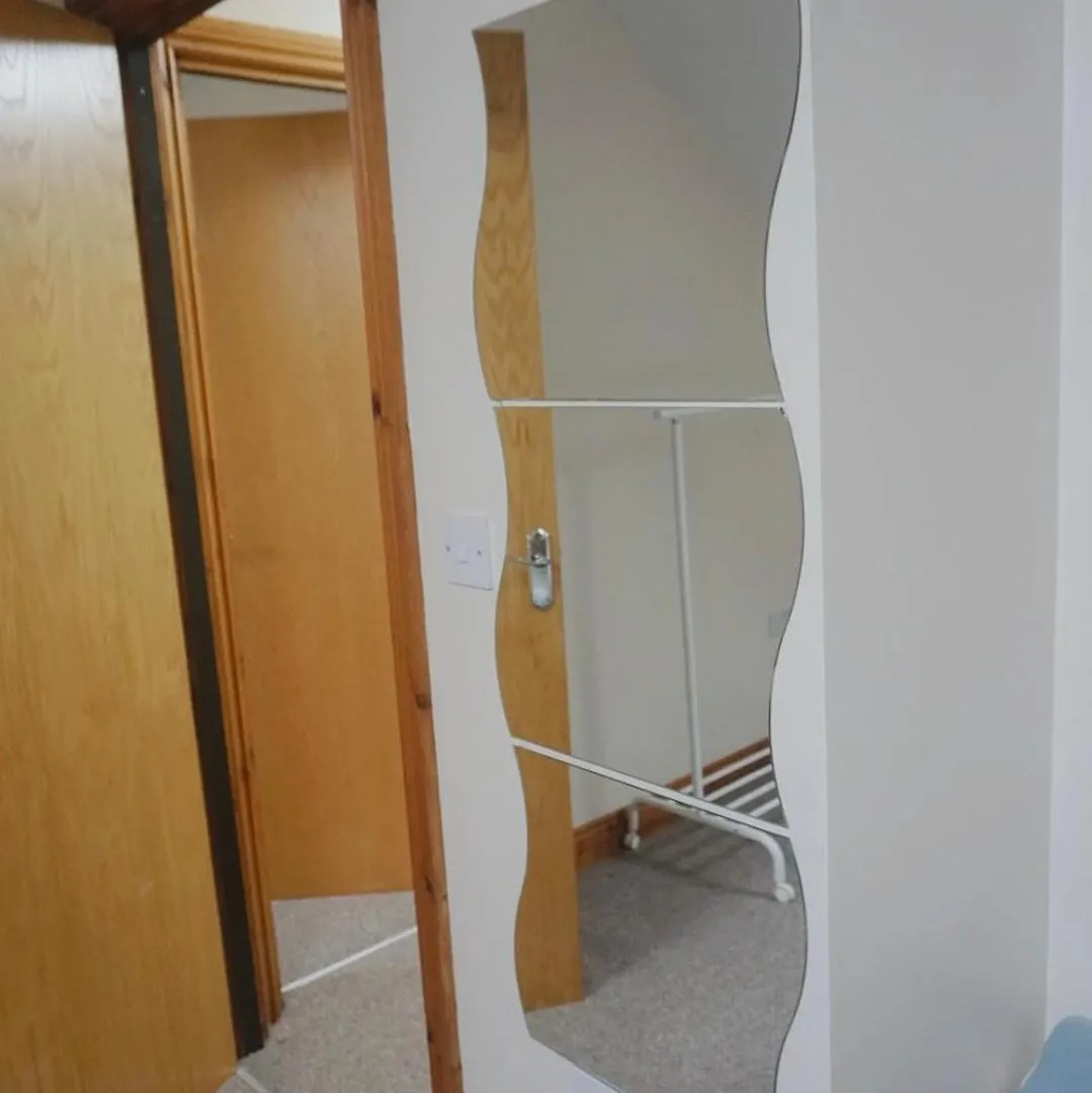 Laxey Place Maisonette East Belfast -Private Parking, Transport Links
